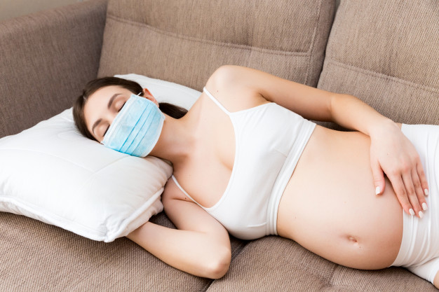 Cómo se manejan los embarazos, los partos y la lactancia en tiempos de Coronavirus